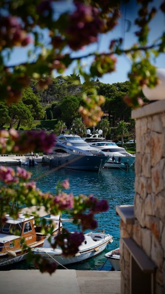 otok šolta