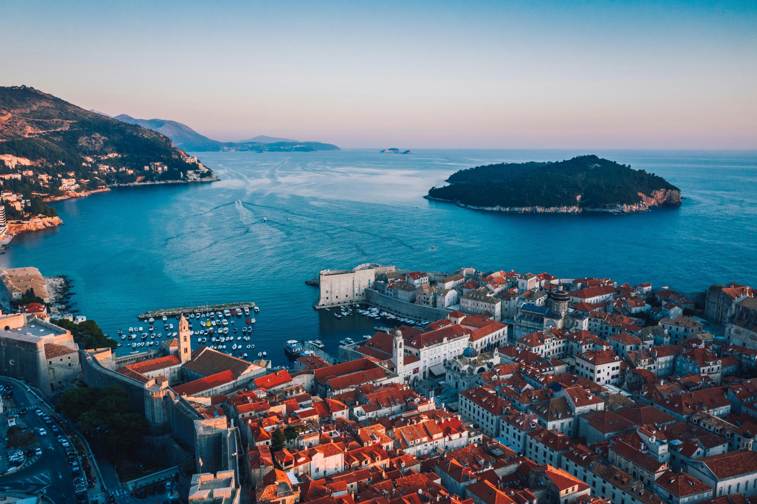 Šta obavezno posjetiti, gdje jesti i gdje se smjestiti u Dubrovniku?