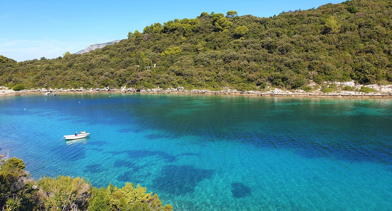 Najljepše plaže na Korčuli: Vodič za 5 nezaboravnih lokacija 1 najljepse plaže na Korčuli