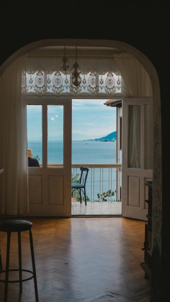 Kako urediti apartman za iznajmljivanje? Ideje za uređenje 3 iznajmljivanje apartmana na moru